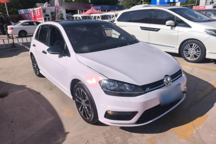 Used Volkswagen Golf 2017 280TSI Automatic R-Line Million-Vehicle Commemorative Edition Front Right 45 Deg