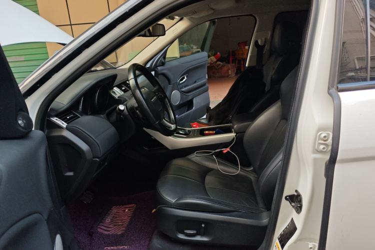 Used Land Rover Range Evoque 2016 2.0T PURE Style Edition Left Front Seat