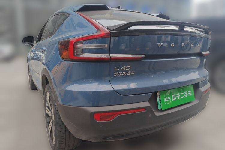 Used Volvo C40 2022 Long-Range Version
