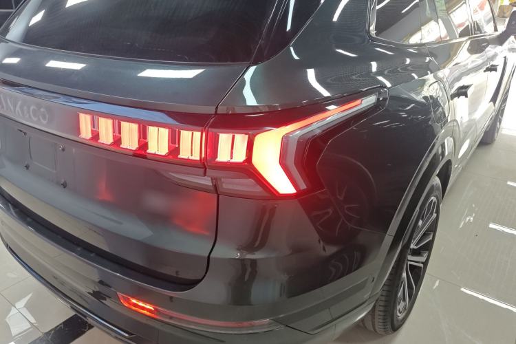 Used Lynk & Co 09 EM-P 2024 2.0TD EM-P Four-Wheel Drive ULTRA Six-Seater Exterior 3