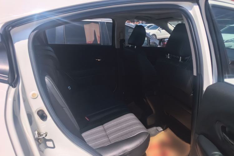 Used Honda Vezel 2016 1.8L CVT Front-Wheel Drive Pioneer Edition
