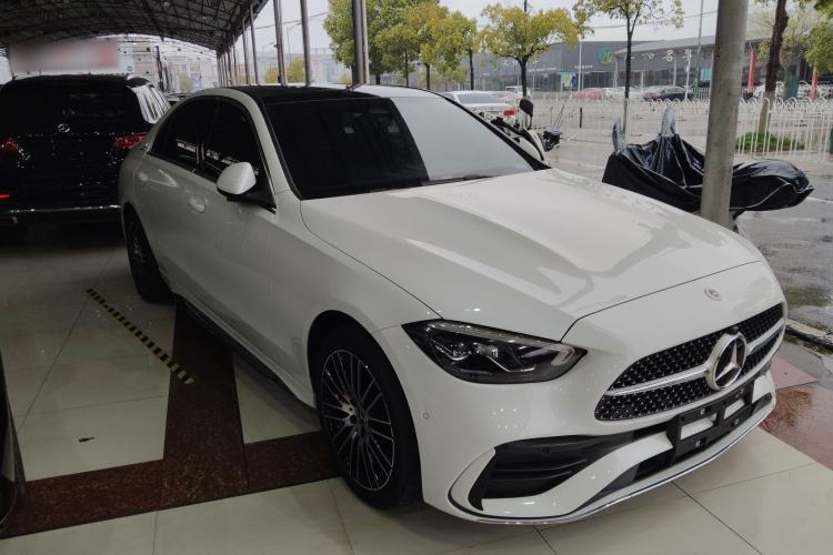 Used Mercedes-Benz C-Class 2024 Restyled C 260 L Sport Edition Front Right 45 Deg