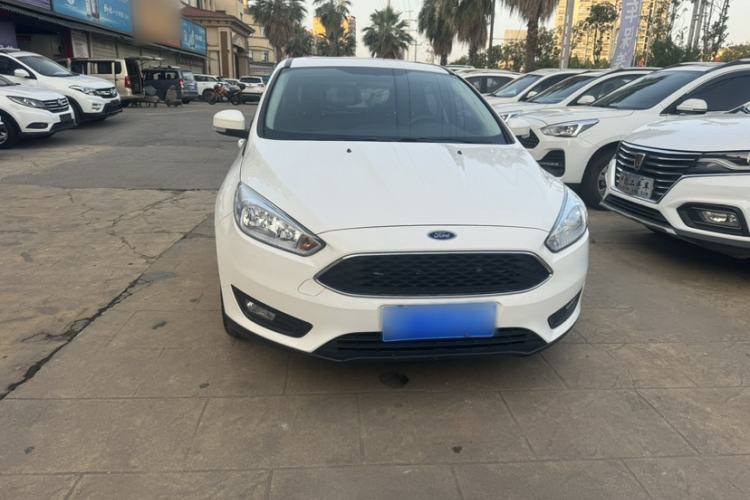 Used Ford Focus 2018 Hatchback Classic 1.6L Automatic Trendy SmartDrive Edition