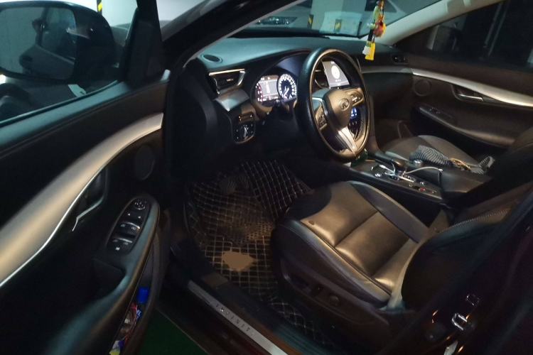 Used Infiniti QX50 2018 2.0T Two-Wheel Drive Fashion Edition Driver Seat