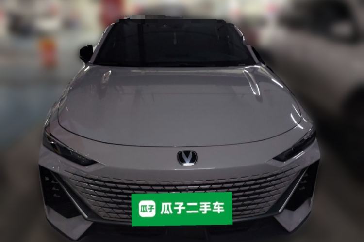 Used CHANGAN UNI-V 2022 1.5T Smart Navigation Version
