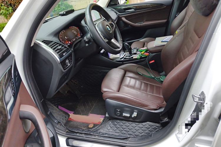 Used BMW X3 2020 xDrive30i Luxury Model with M Sport Package Left Front Seat