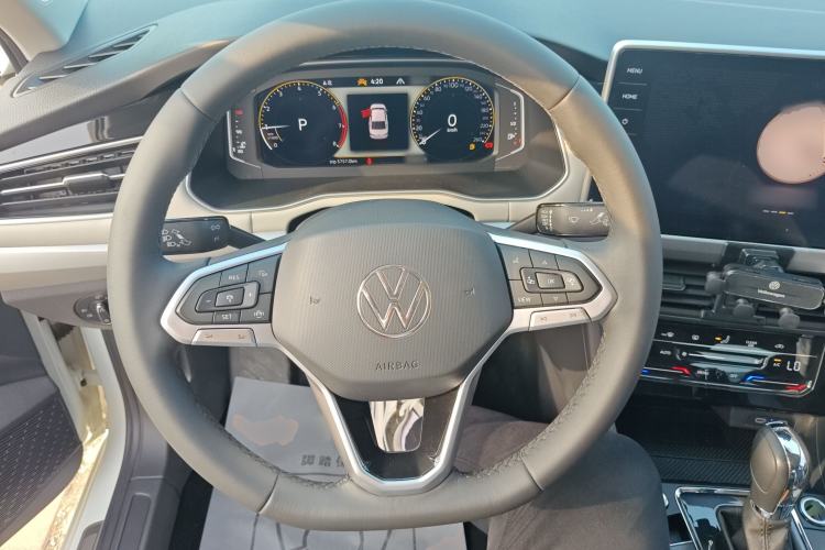 Used Volkswagen Bora 2023 300TSI DSG Prestige Edition
