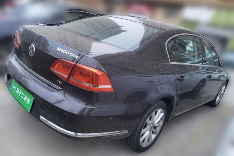 Used Volkswagen Magotan 2013 2.0 TSI Prestige Model
