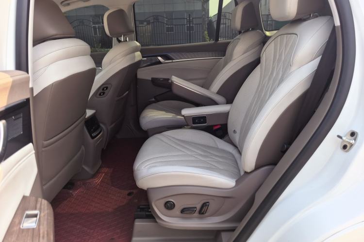 Used Roewe RX9 2023 2.0T Two-Wheel Drive Enjoyment Version Interior 2