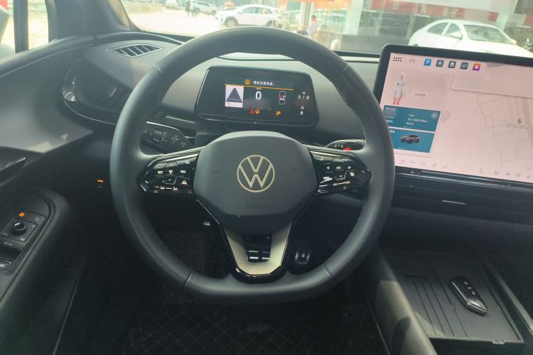 Used Volkswagen ID.UNYX 2024 Pro Long-Range Version