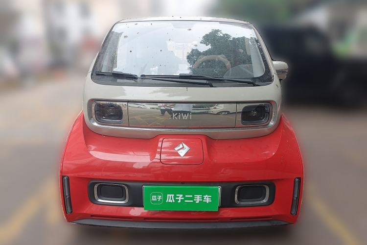 Used Baojun KiWi EV 2023 Smart Luxury Edition Lithium Iron Phosphate Front