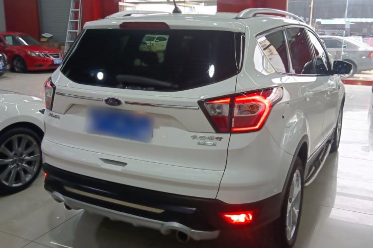 Used Ford Kuga 2018 EcoBoost 180 Two-Wheel-Drive Platinum Edition