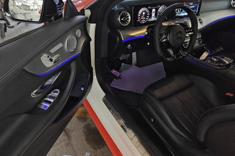 Used Mercedes-Benz E-Class 2017 E 200 Coupe Driver Seat