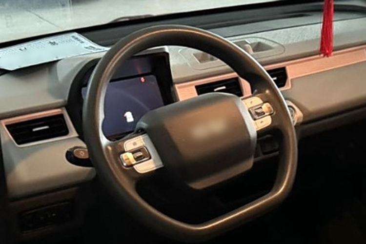 Used Chery QQ Ice Cream 2022 170km Sundae Phosphate Lithium-Ion