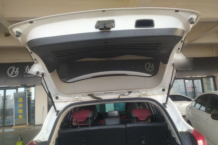 Used JAC Group Refine S3 2017 1.6L Manual Luxury Smart Model Trunk