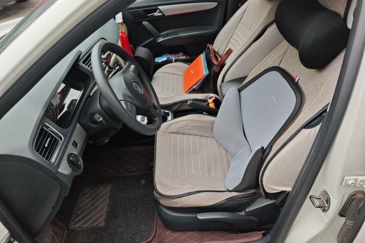 Used Volkswagen Gran Lavida 2013 1.6L Automatic Comfort Model