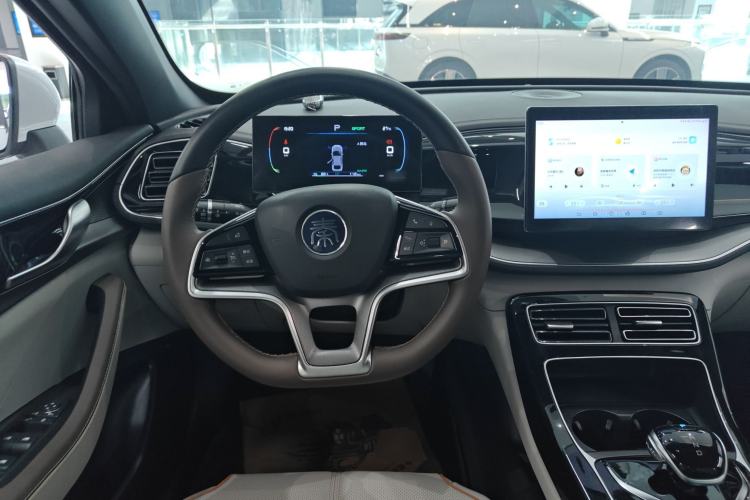 Used BYD Qin PLUS 2024 Honor Edition EV 510KM Leading Model
