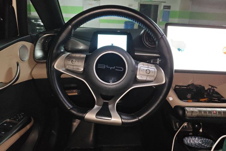 Used BYD Dolphin 2023 420 km Fashion Edition
