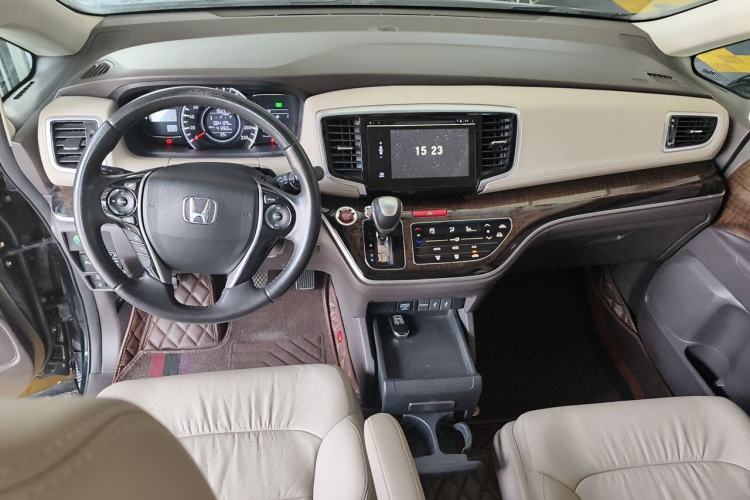 Used Honda Odyssey 2015 Updated Version 2.4L Smart Edition
