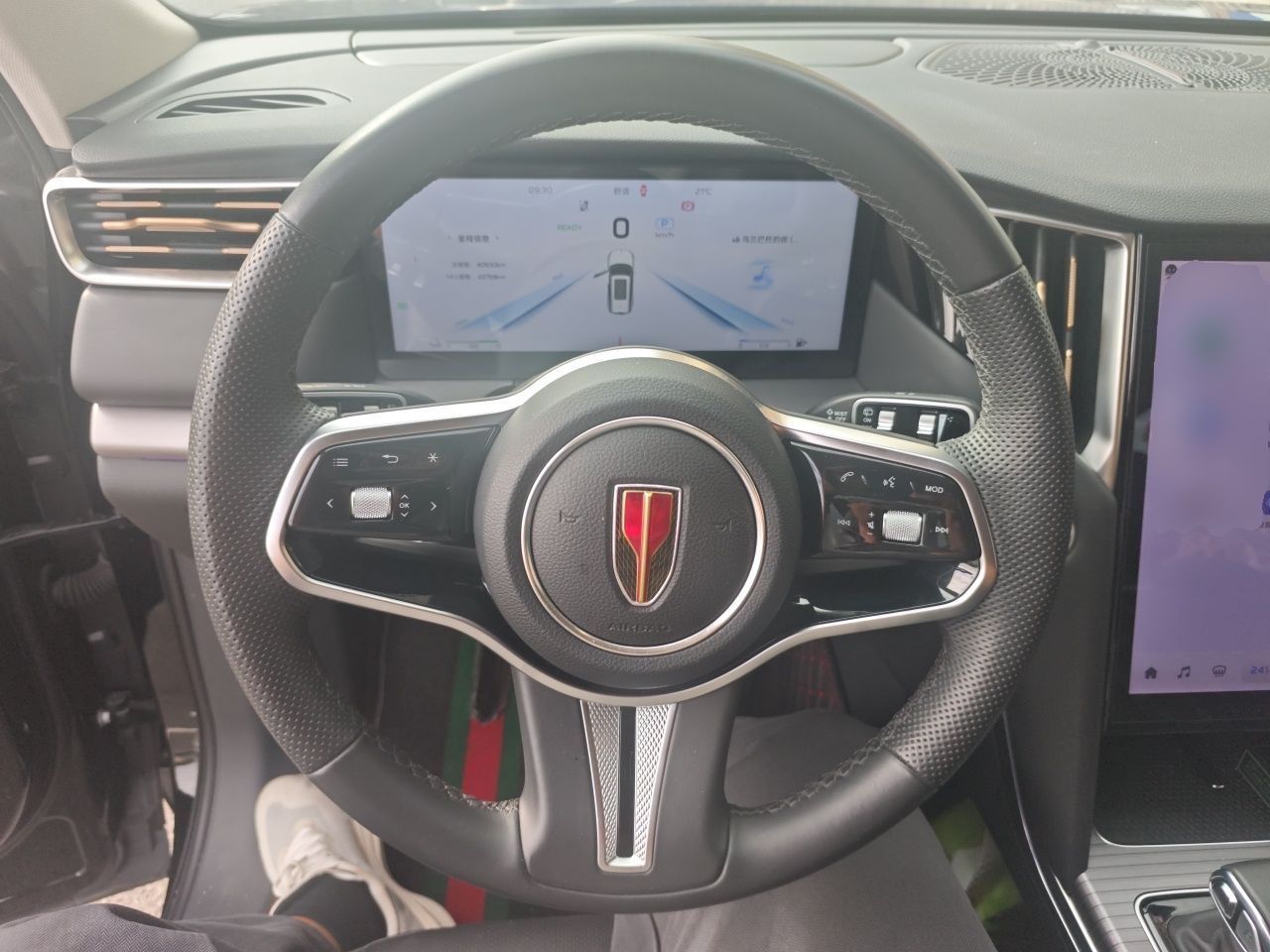 Hongqi HS7 PHEV 2024 2.0T PHEV Four-Wheel Drive Flagship Edition 6 Seats — снимка 10