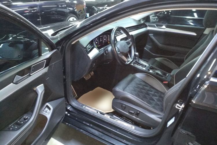 Used Volkswagen Magotan GTE Plug-in Hybrid 2022 GTE Luxury Model