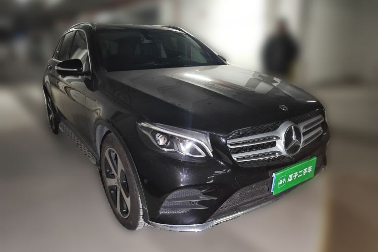 Used Mercedes-Benz GLC 2018 Facelift GLC 260 4MATIC Luxury Edition
