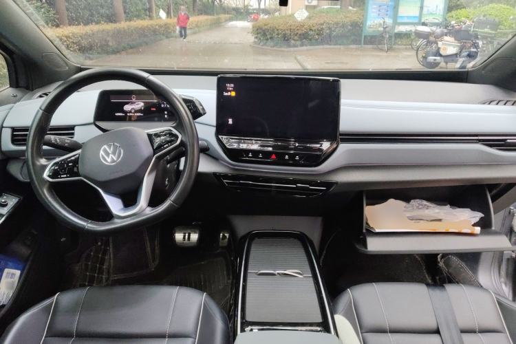 Used Volkswagen ID.4 X 2022 Pure Long-Range Version Center Console