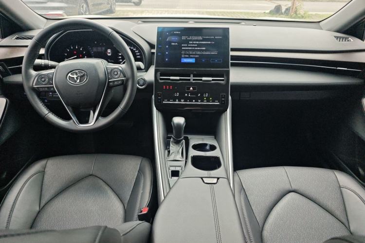 Used Toyota Avalon 2022 2.0L Luxury Edition Interior 7