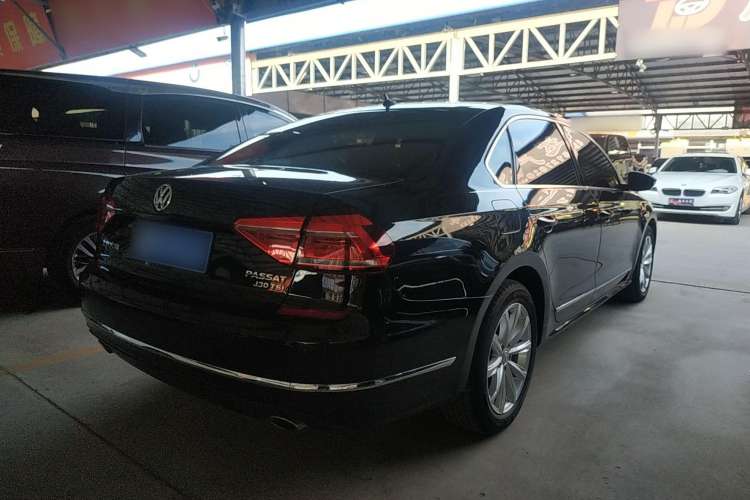 Used Volkswagen Passat 2017 330TSI DSG Luxury Edition