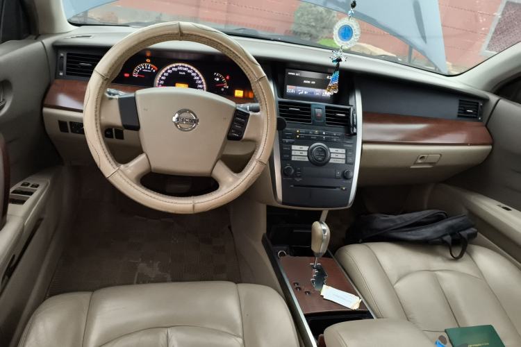 Used Nissan Teana 2006 230JK-S Comfort Sunroof Center Console