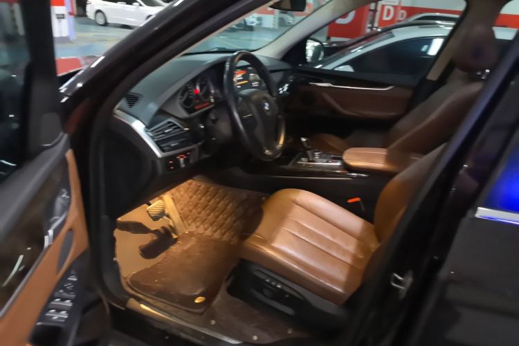 Used BMW X5 2015 xDrive28i Driver Seat