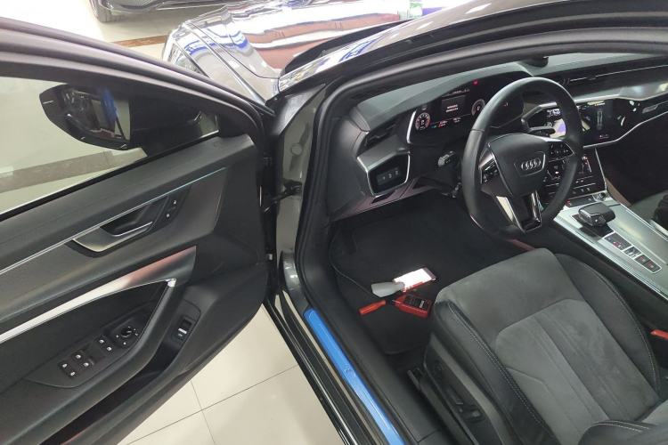 Used Audi A6L 2021 40 TFSI Luxury Dynamic Edition Driver Seat