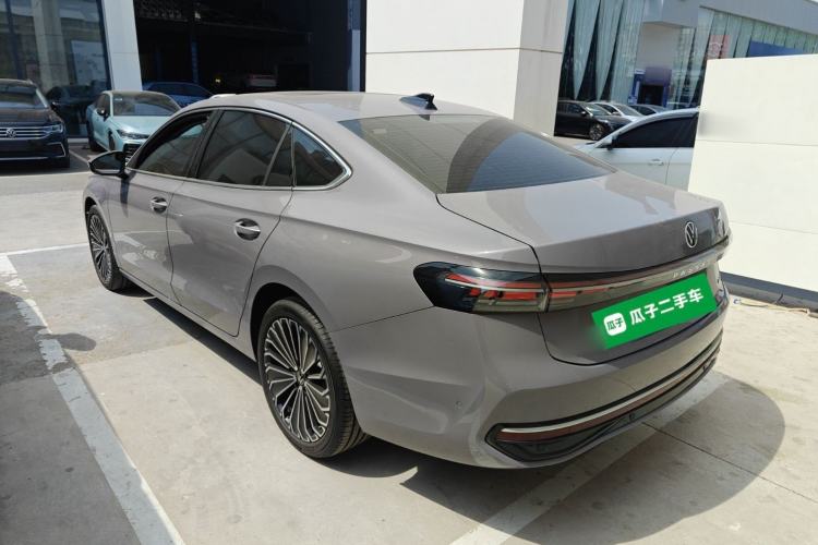 Used Volkswagen Passat 2025 Pro 380TSI Dragon Supreme Edition