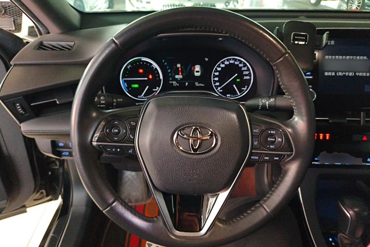 Used Toyota Avalon 2019 Dual-Engine 2.5L Luxury Edition China VI Standard
