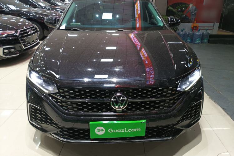 Used Volkswagen Passat 2022 330TSI Starry Elite Edition Custom Version
