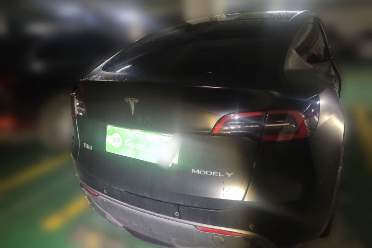 Used Tesla Model Y 2021 Standard Range Rear-Wheel Drive Version
