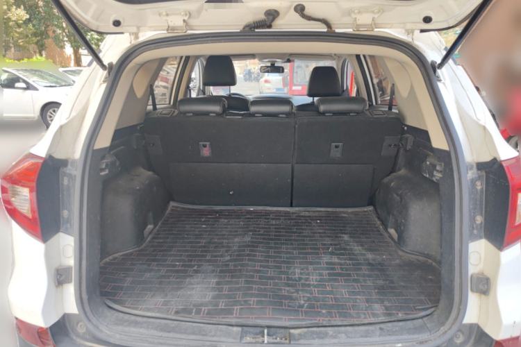 Used BYD Song 2016 GaiShi Edition 1.5TI Manual Elite Model
