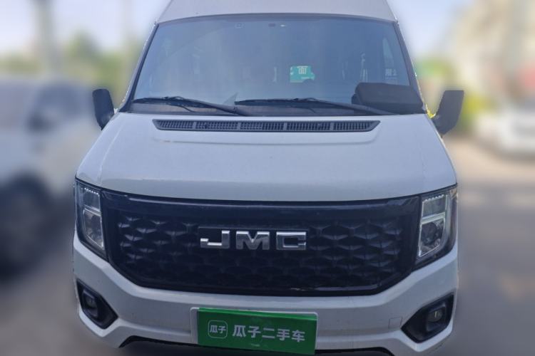 Used JMC Fushun 2025 2.0T 8AT Diesel Short Wheelbase Mid-Height Commercial Multi-Purpose Passenger Vehicle with 5/6 Seats
