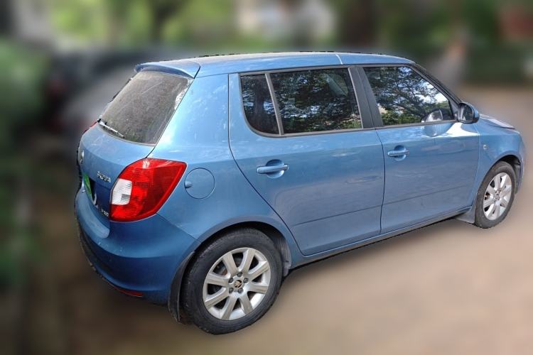 Used Skoda Fabia 2014 1.4L Manual Jingling Edition
