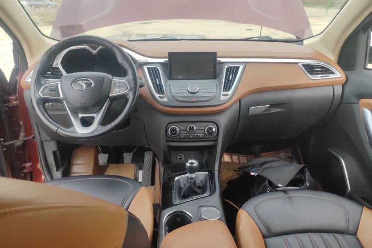 Used Soueast DX7 2015 1.5T Manual Luxury Model