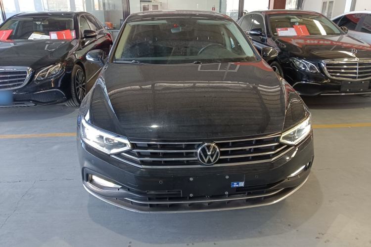 Used Volkswagen Magotan 2021 330TSI DSG 30th Anniversary Edition
