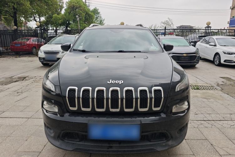 Used Jeep Cherokee 2016 2.0L Superior Edition Front