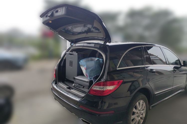 Used Mercedes-Benz R-Class 2017 R 320 4MATIC Business Edition Prestige Model