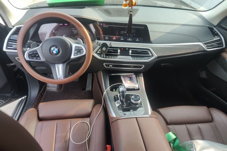 Used BMW X5 2020 xDrive40i Luxury Model with M Sport Package
