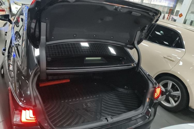 Used Lexus ES 2022 200 Excellence Edition
