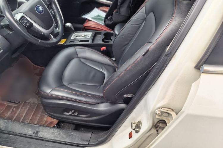 Used Bestune X80 2013 2.0L automatic comfort version Left Front Seat