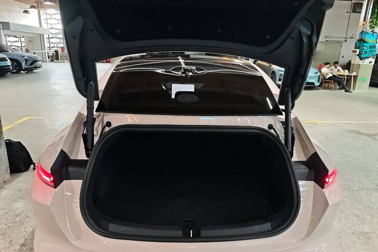 Used Nio ET5 2025 75 kWh
