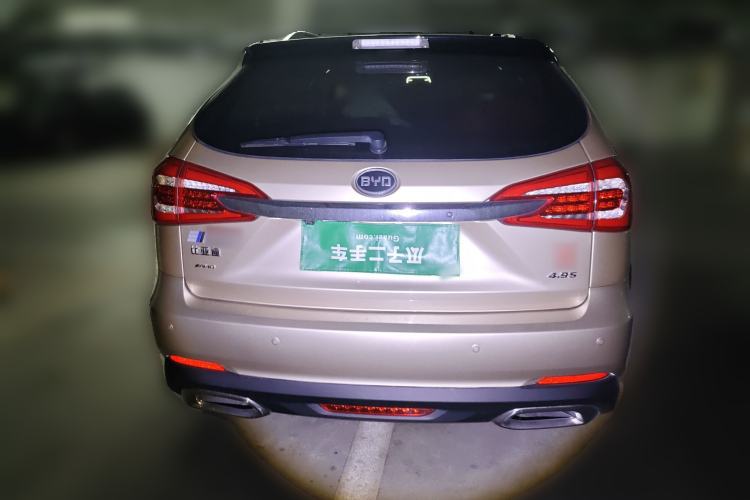Used BYD Tang New Energy 2015 2.0T Four-Wheel-Drive Flagship Model Rear