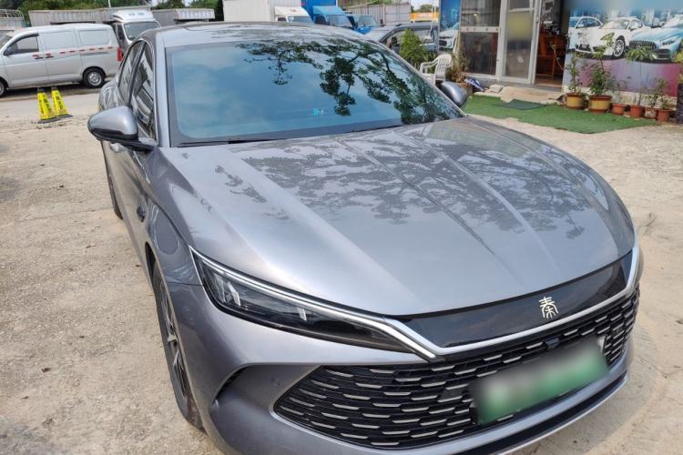 Used BYD Qin L 2025 DM-i Smart Drive 80KM Superior Model Front Right 45 Deg