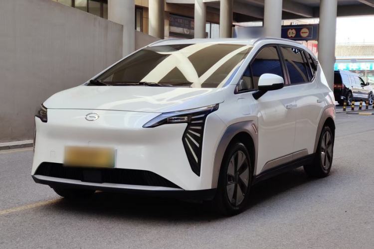 Used AION Y 2023 Younger